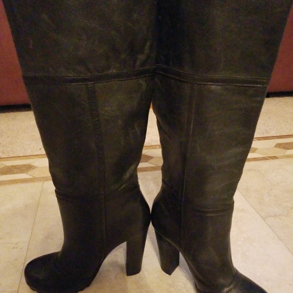 Luca StefaniTall Black LeatherPlatform Boots 7